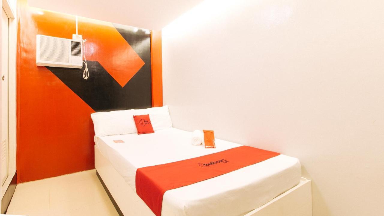 Reddoorz @ Walk Inn Hotel Manila Exteriör bild